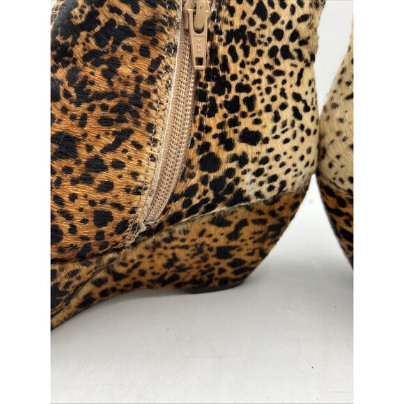 Matisse Nugent Wedge Bootie Cow Hair in Leopard Leather real fur Size 9.5 - Picture 7 of 16